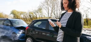 发生车祸后怎么办:一步步的安全指南