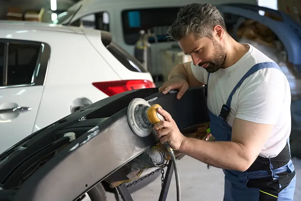 Collision repair Benefits of Collision Repair Centers Near Oxford Street, Richmond Hill