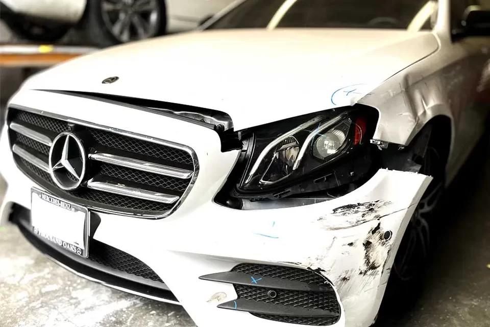 Comprehensive Services Offered at Our Mercedes Auto Body Shop