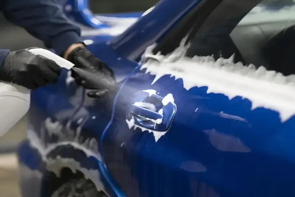 Why Blue Automotive Paint Fits Daily Drivers and Show Cars