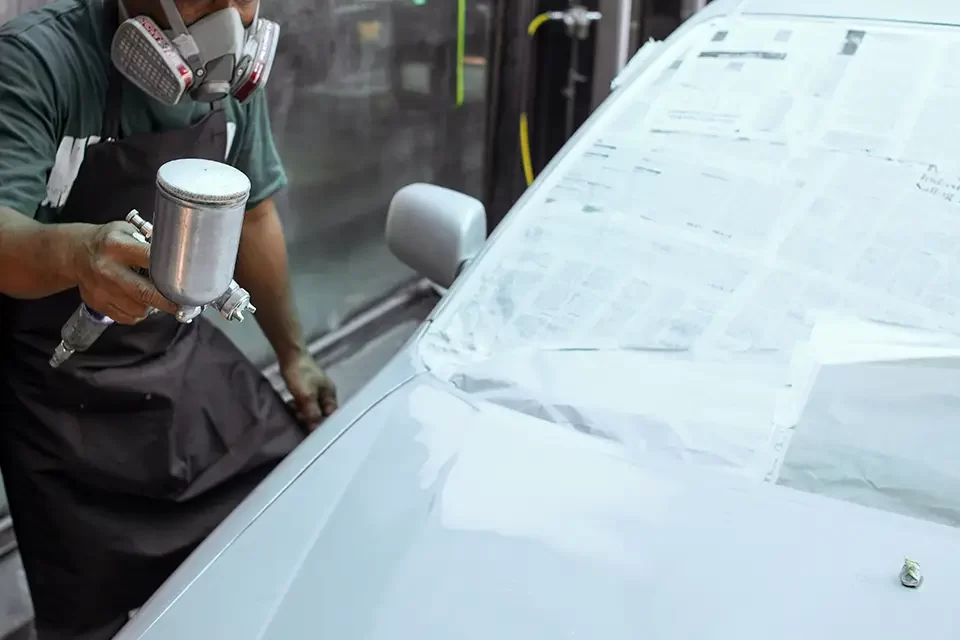 auto body paint اهمیت تعمیرات رنگ بدنه خودرو تسلا در ریچموند هیل