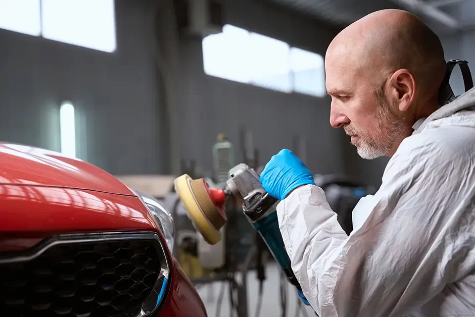 auto body polish چرا اتواستار بهترین گزینه برای ترمیم خط و خش بدنه خودرو در محدوده الگین میلز ریچموند هیل است؟