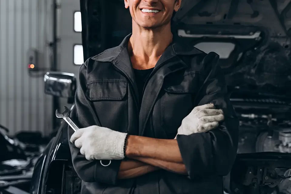 cropped-view-of-the-auto-mechanic-standing Why Car Paintwork Repair is Essential